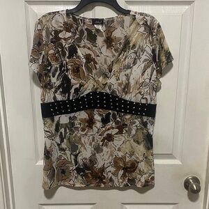 JODIFL Floral Blouse with Black Band